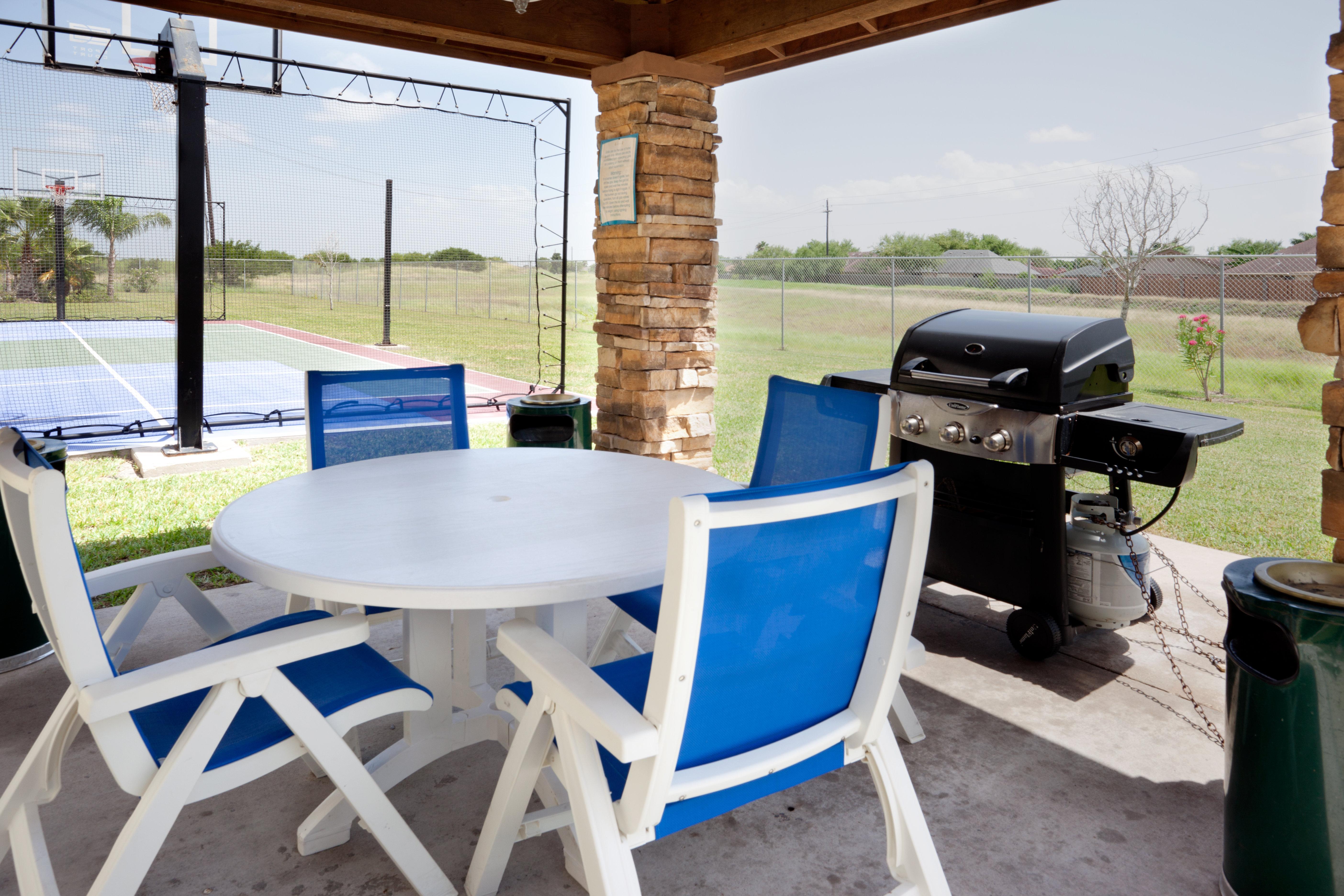 Staybridge Suites - Brownsville By Ihg Extérieur photo