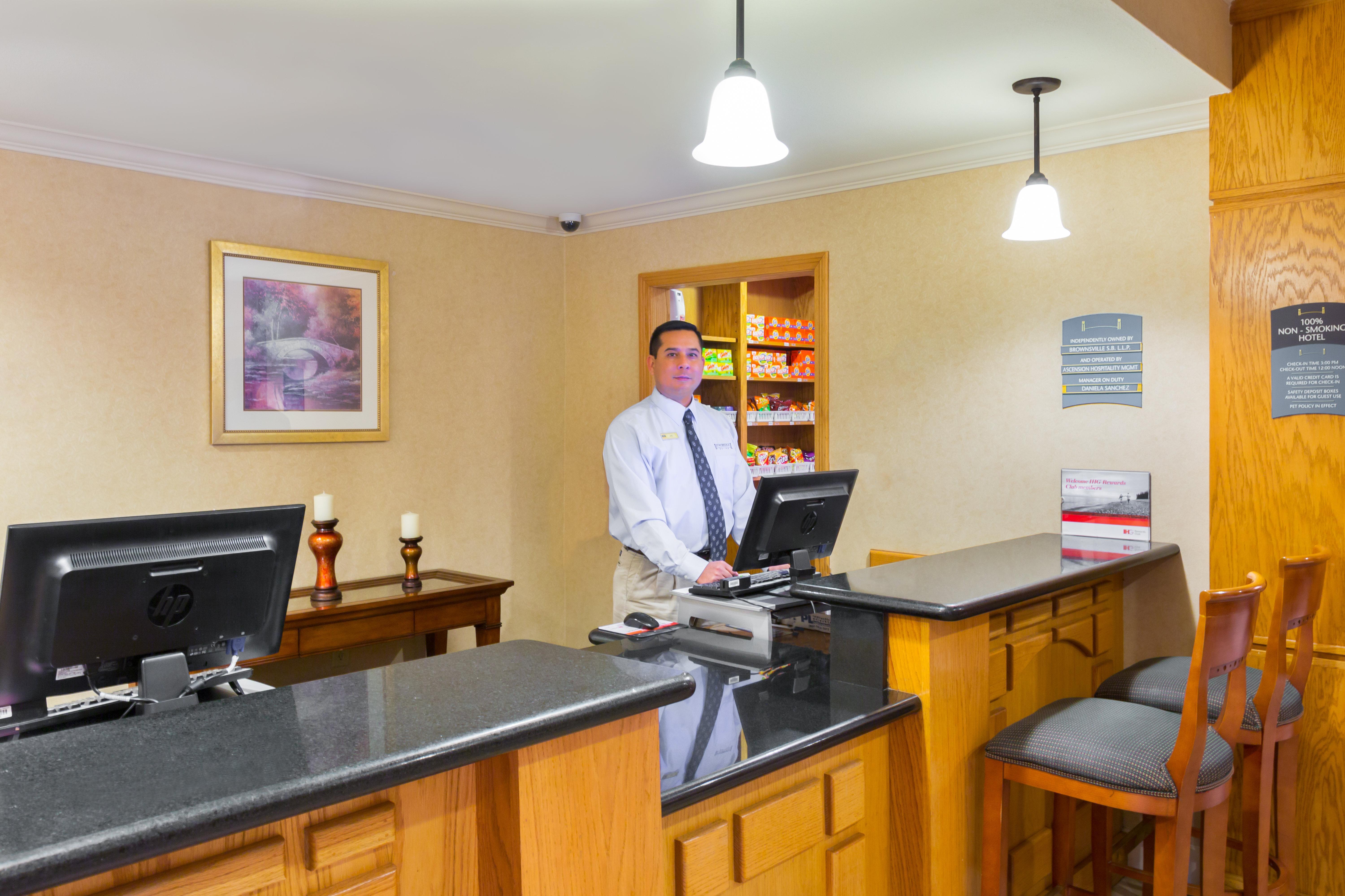 Staybridge Suites - Brownsville By Ihg Extérieur photo
